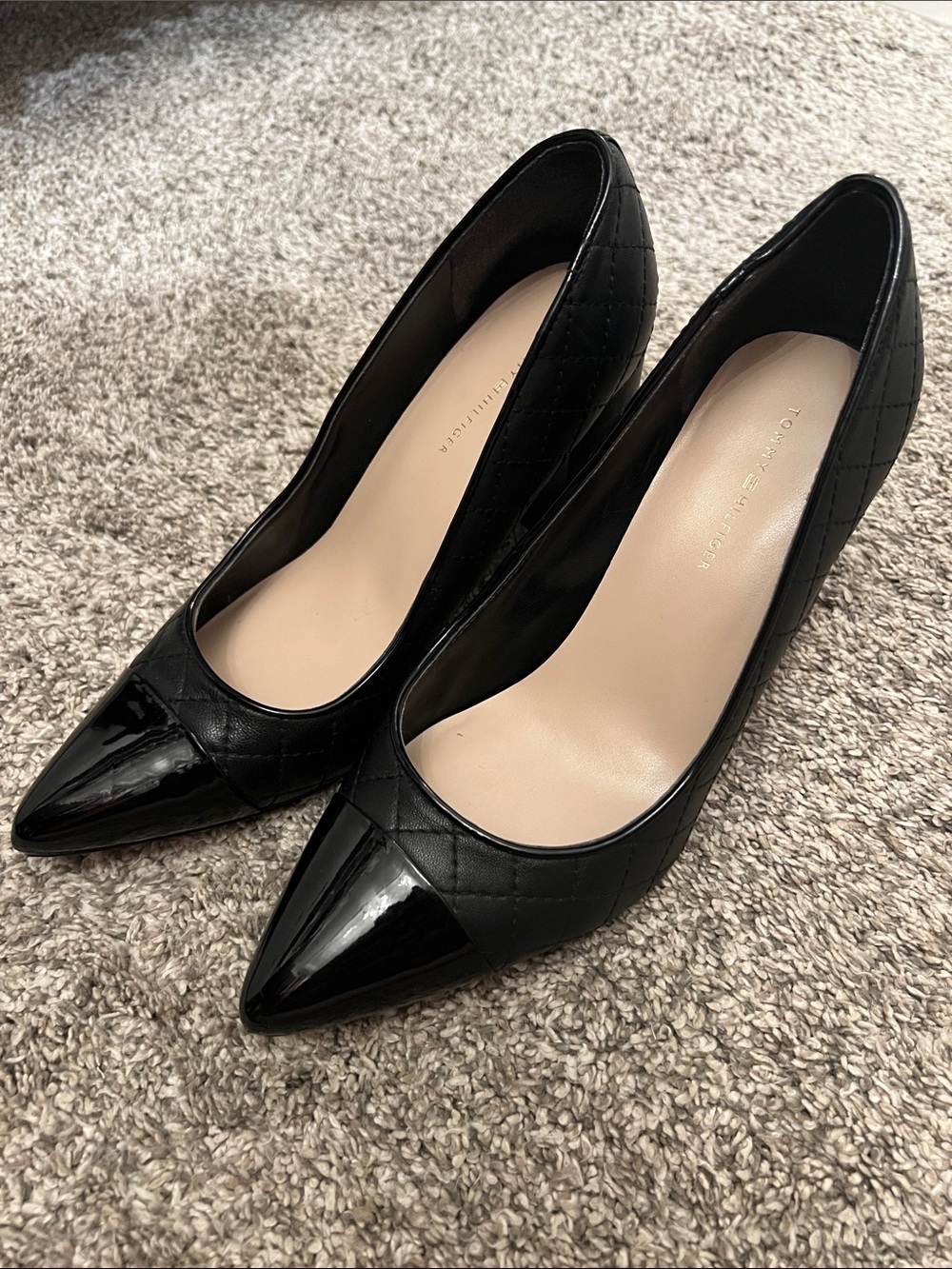 Tommy Hilfiger Black Quilted Pointed-Toe Pumps with Patent Cap